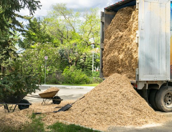 Wood Chips Delivery in Louisville