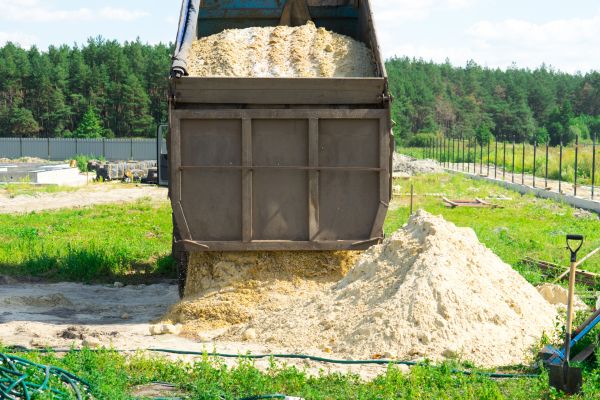 Bulk Sand Delivery in Louisville