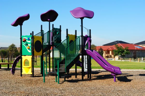 Playground Mulch Removal in Louisville