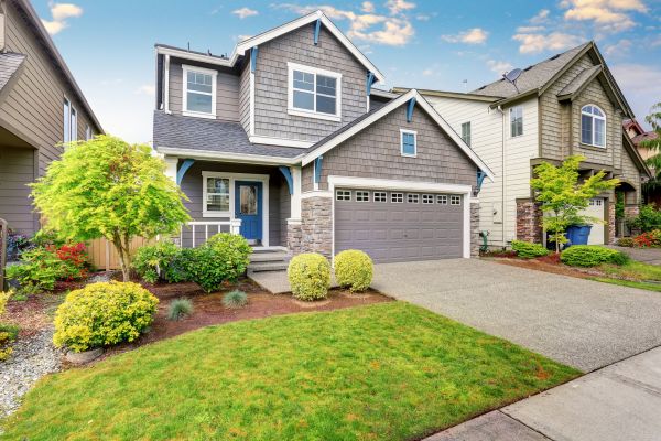 Curb Appeal Landscaping in Louisville