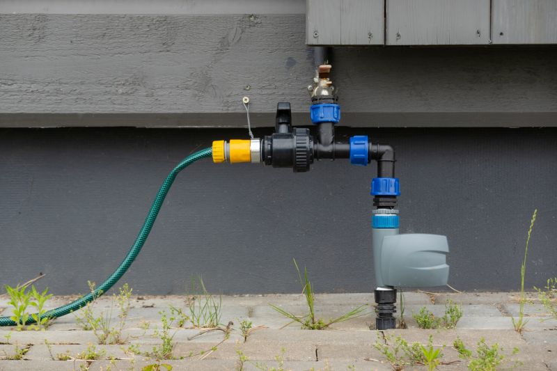 Sprinkler drain valve